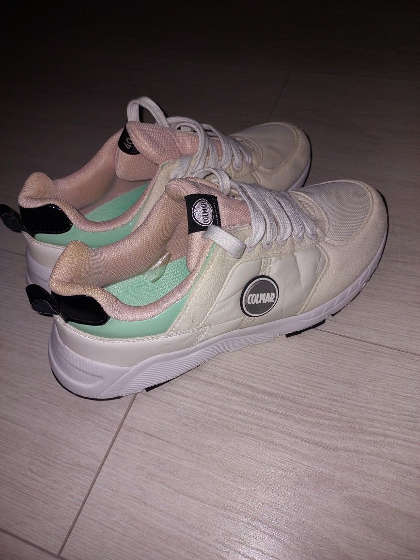 Adidasi colmar 39