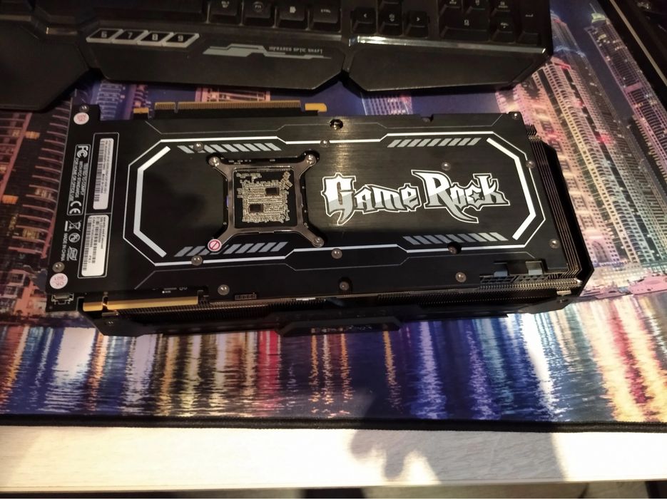 Видеокарта GeForce RTX 2070 Super Palit GAMEROCK