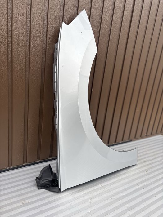 Aripa dr fata Skoda Superb 3 cod de culoare LA7W 2015-2020