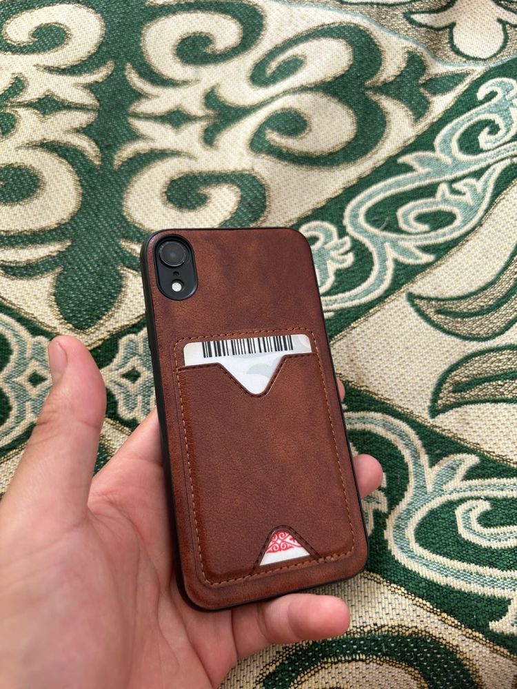 Продам идеал iPhone xr