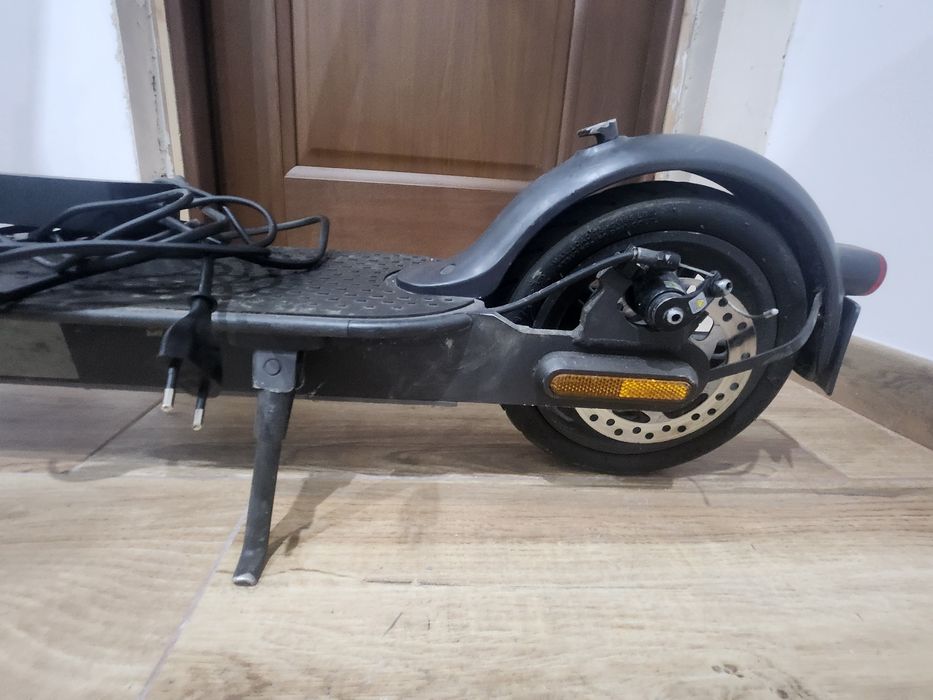 Tratinetă electrică