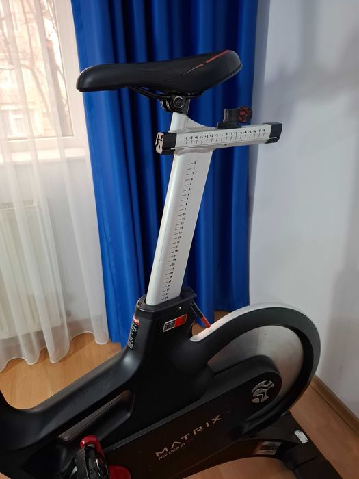 Bicicleta profesionala cycling / spinning Matrix IC7