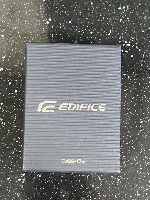 Часовник Casio Edifice EFV-530G-25VVEF