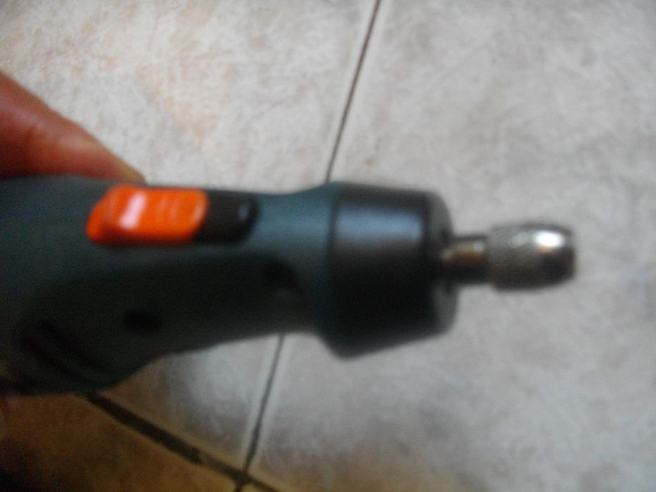 За Ремонт-За части-Black Decker-Шлифовалка-Английска-9,6Волта-Холандия