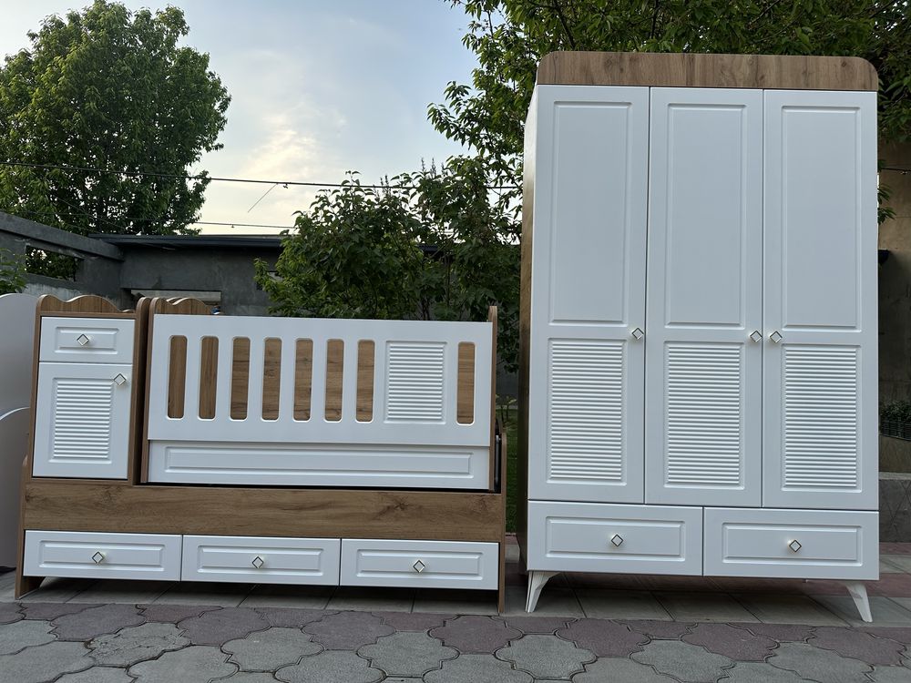 Детская кроват и шкаф belanchakli tebranadigan krovat va shkaflar
