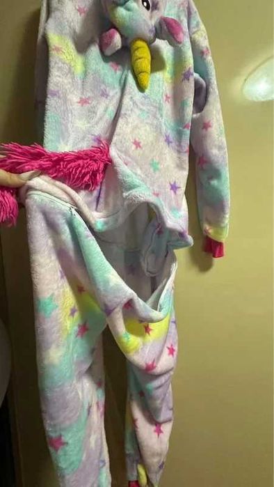 Pijama/costum unicorn