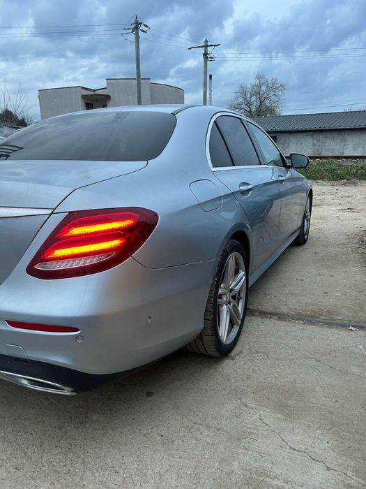 Aripă dreapta spate Mercedes E class w213