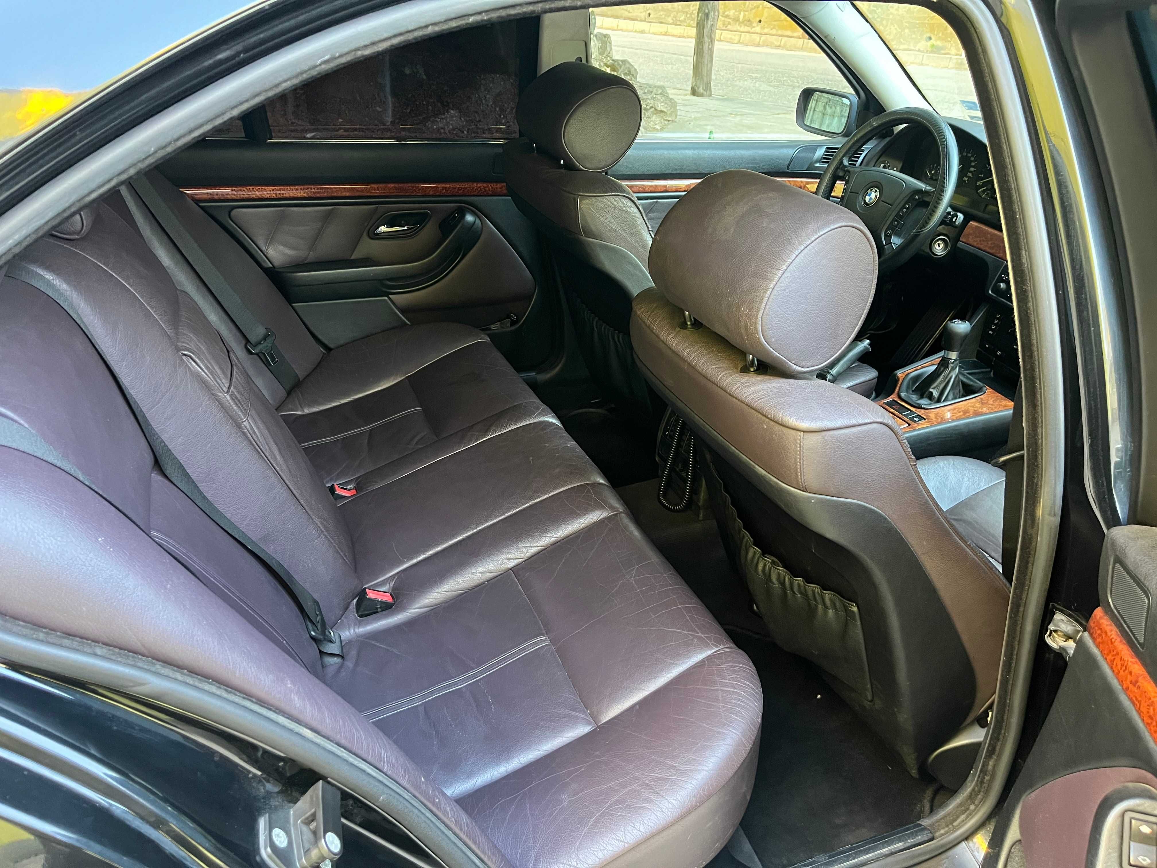 BMW 528i e39 2.8i