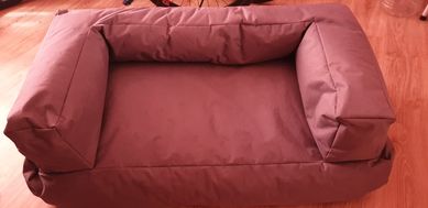 Кучешки диван/легло и масичка