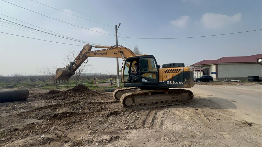 Екскаватор 220 хундаи  1.2 куб аренда гусиничний