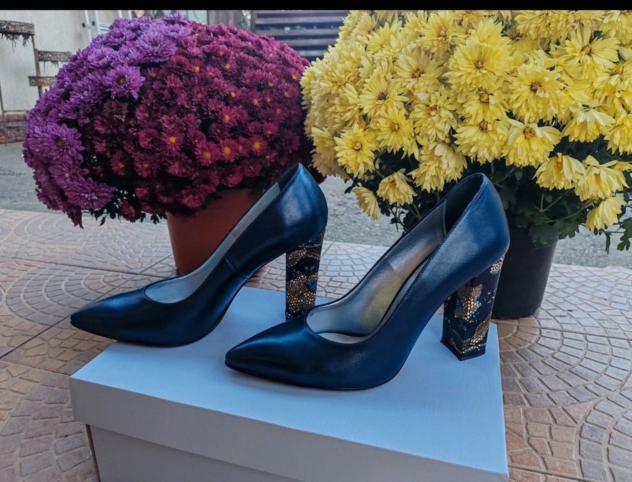 Pantofi piele Coryllus, mărimea 40, toc 10 cm