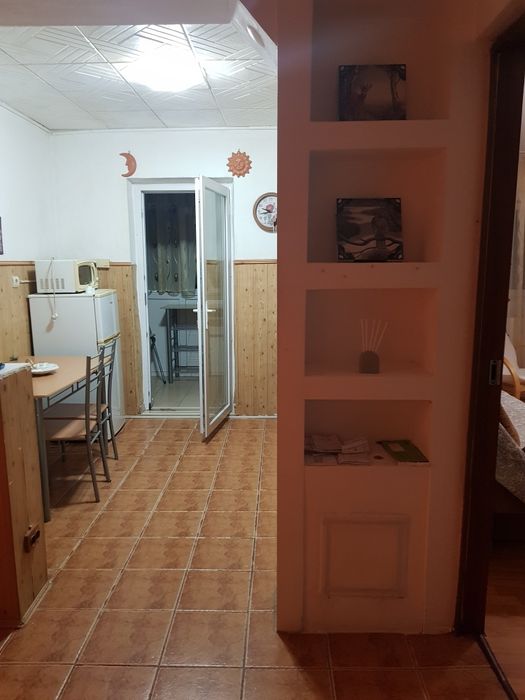 Ofer spre inchiriere apartament 2 camere decomandat
