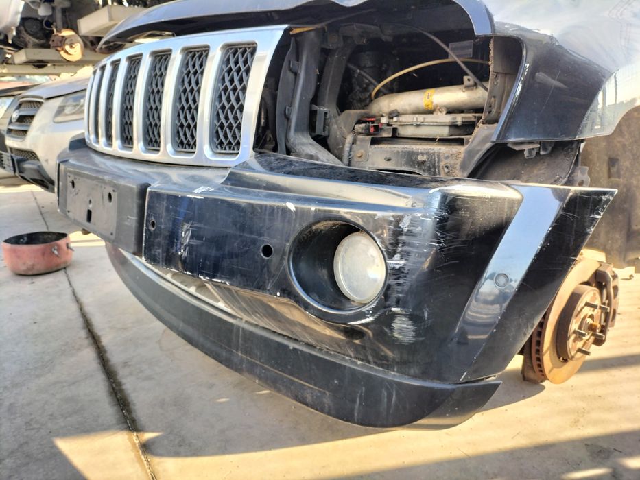 Предна броня с парктроници Jeep Grand Cherokee /Джип Гранд Чероки 2008