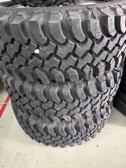 Set roti 17 5x127 Grand Cherokee