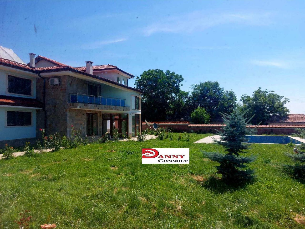 Продава се  в Велико Търново, Акация -  кв.м за 0 €/ - Снимка #4