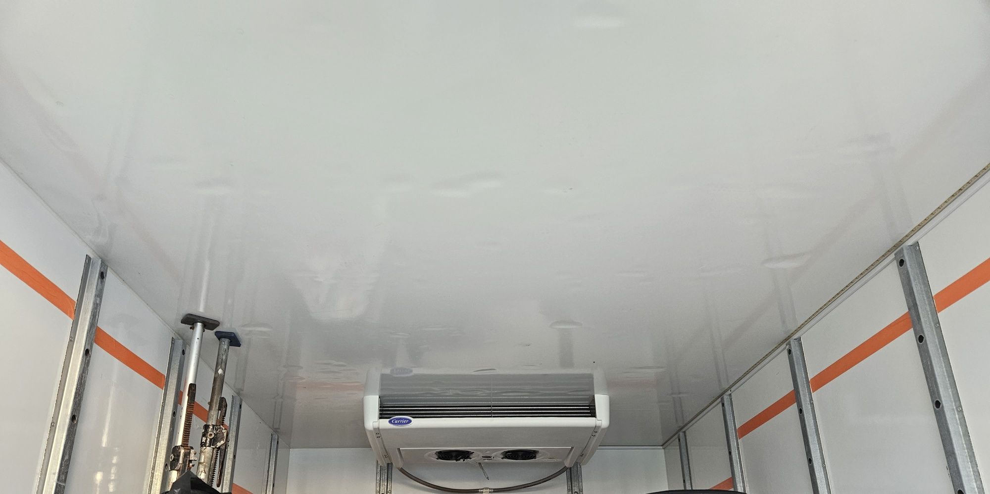Vand IVECO frigorific, 2021