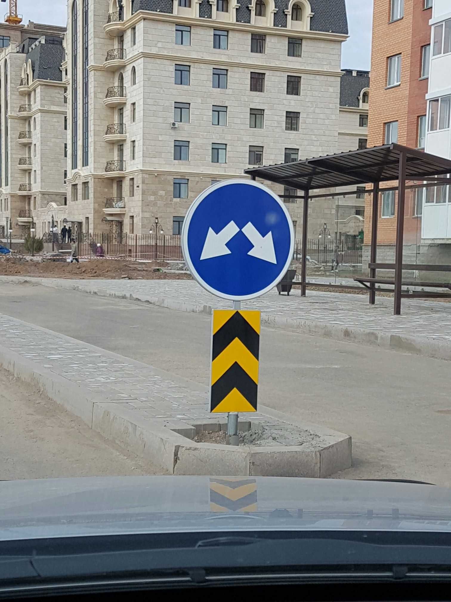 Фундамент для дорожных знаков