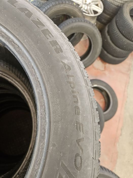 Гуми 225/55/16 2броя