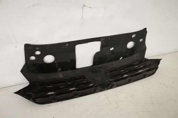 Grila Centrala Radiator Originala In Stare Buna Dacia Logan 3 2020 202