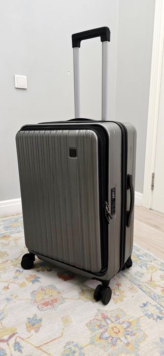 Дорожный чемодан (размер М)