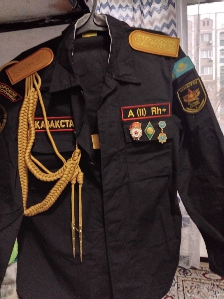 Продам военную форму.