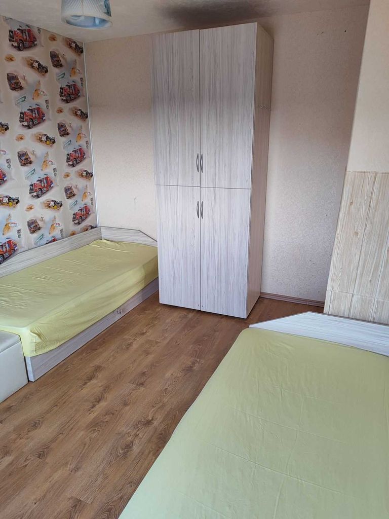 Дава се под наем Тристаен апартамент в Казанлък - 85 кв.м за 306 € - Снимка #5