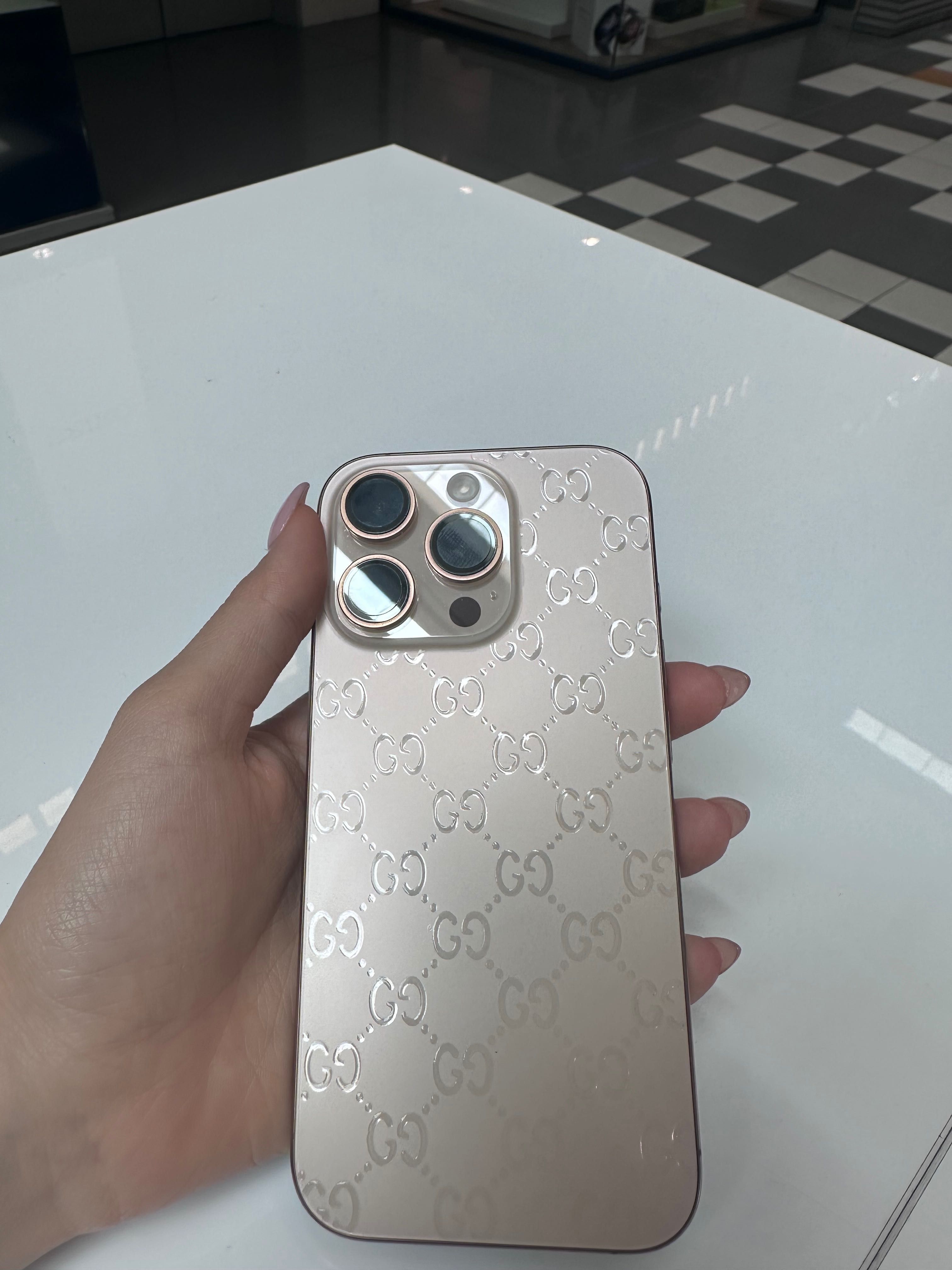 Iphone 16 pro с Гаранция