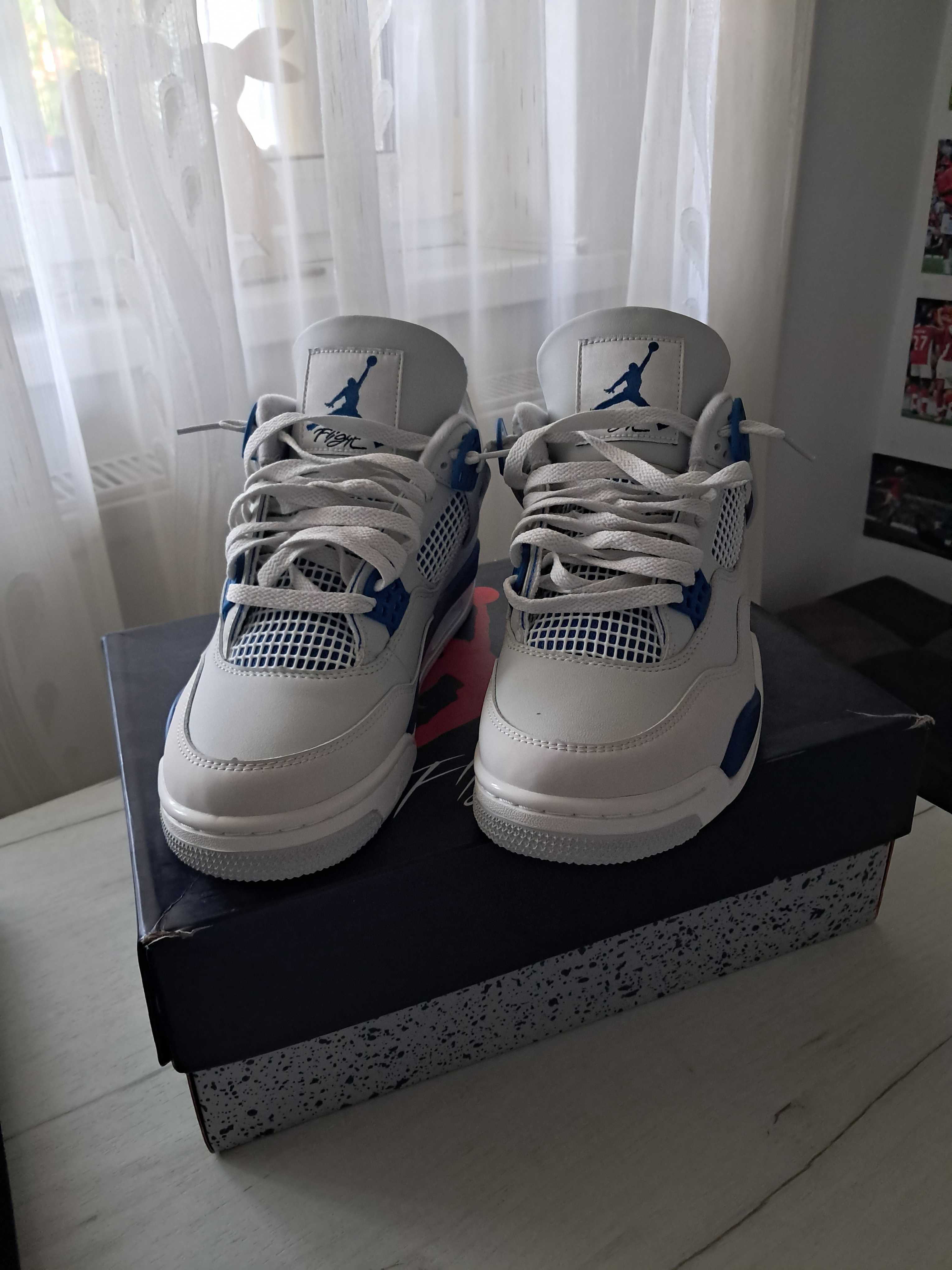Jordan 4 military blue