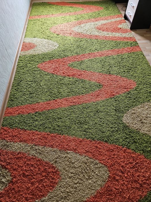 Ковер травка в хорошем состояние