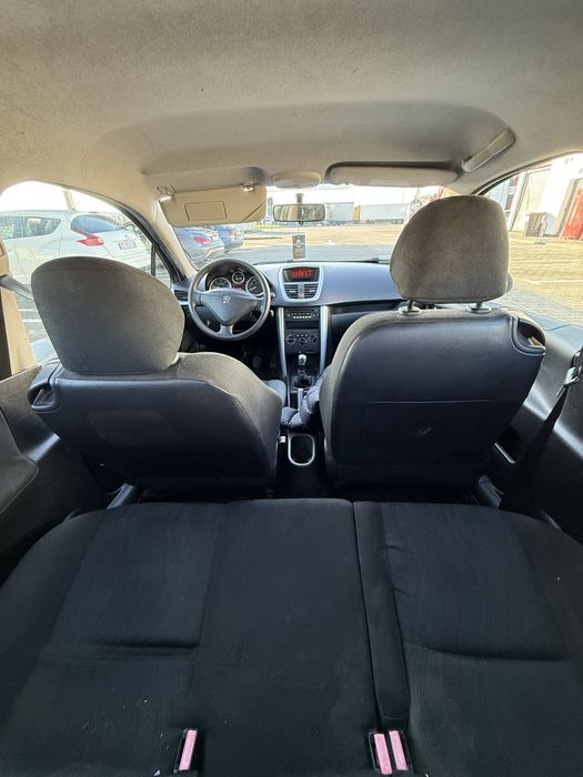 Vand    Peugeot     207