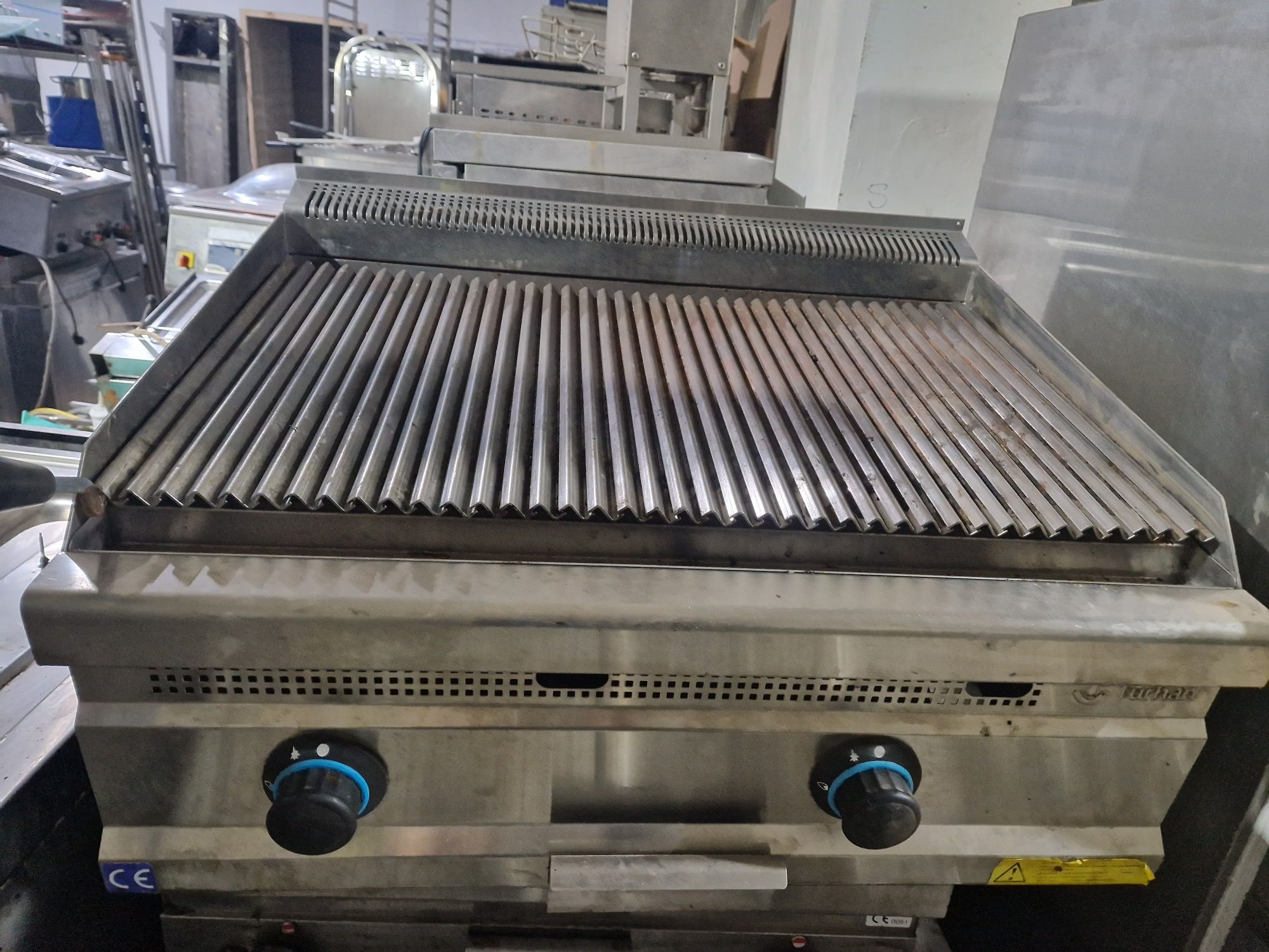 Grill gaz sau electric de banc la 380v, neted și striat