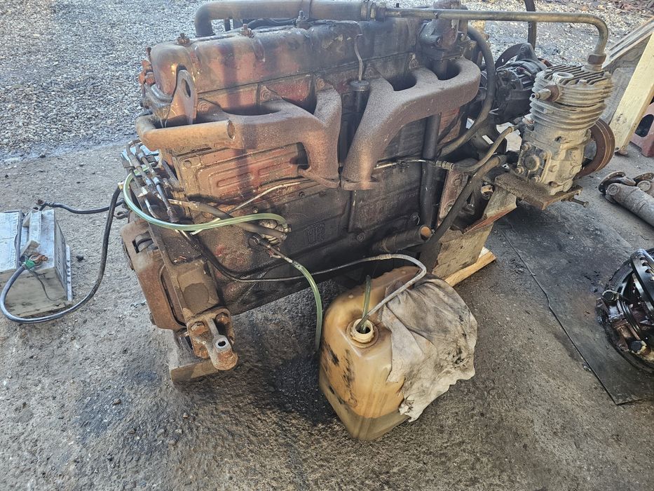 Motor saviem tractor taf.