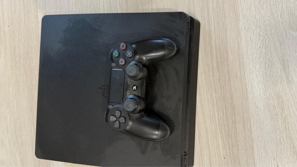 Ps4 slim perfect functionabil
