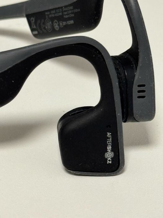 Căști AfterShokz cu conducție – stare foarte bună