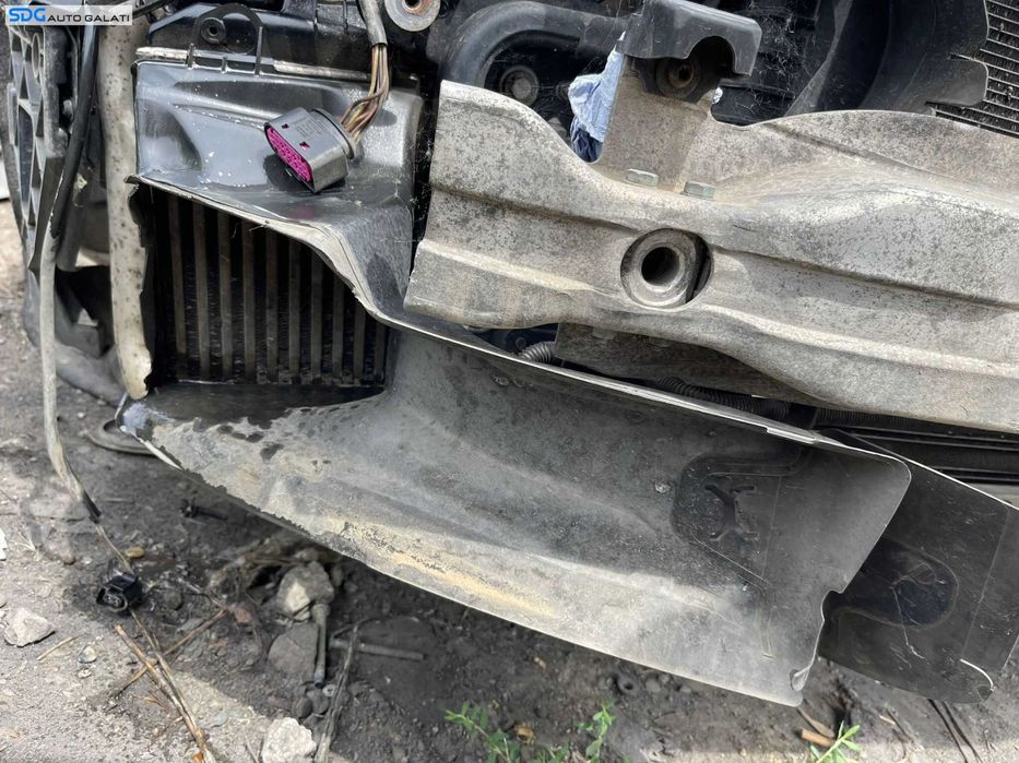 Difuzor Deflector Captare Aer Intercooler Dreapta Audi A6 C6 4F 2.7 TDI BPP BSG 2005 - 2011 Cod 4F0145334 [C5651]