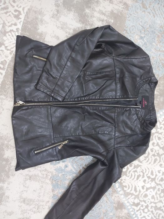 кожаная курта женская