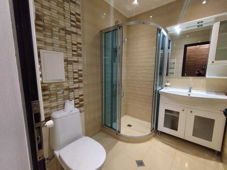 Дава се под наем Двустаен апартамент в София, Дианабад - 70 кв.м за 663 € - Снимка #10