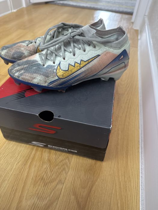 Бутси футболга butsi