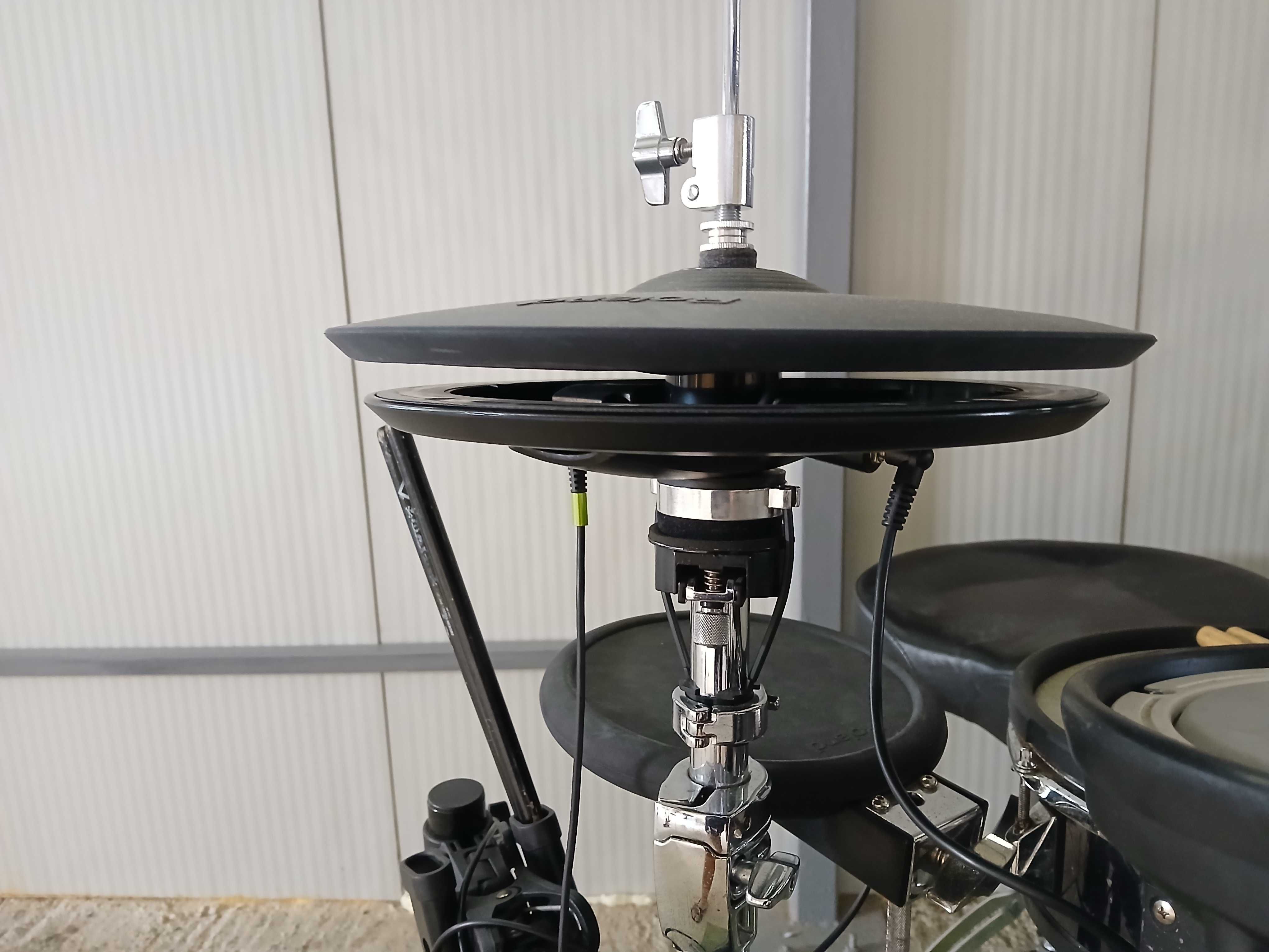 Продавам Roland td30