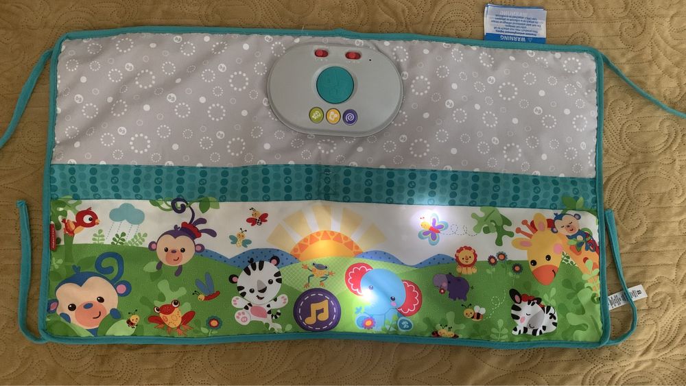 Fisher Price музикална интерактивна лампа за детска кошара, легло