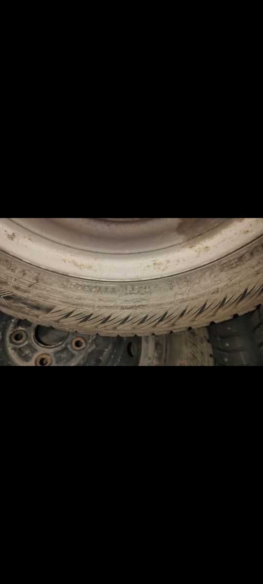 Комплект железных дисков от camry r16