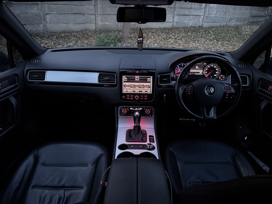 Vw Touareg R-line 3.0 Diesel 245cp 2013 - Volan Dreapta