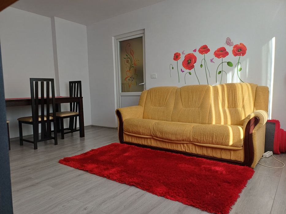 Vând apartament cu 2 camere, or. Săveni, jud. Botosani
