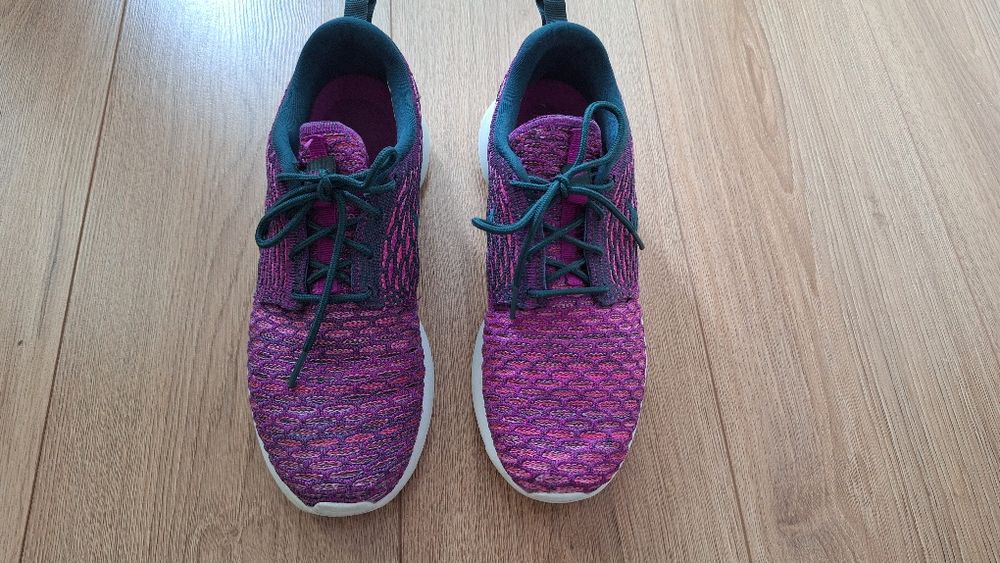 Nike Roshe Flyknit