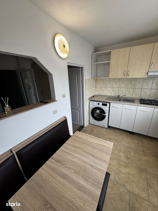 Garsonieră 21 mp, etaj 3/4, zona Tractorul