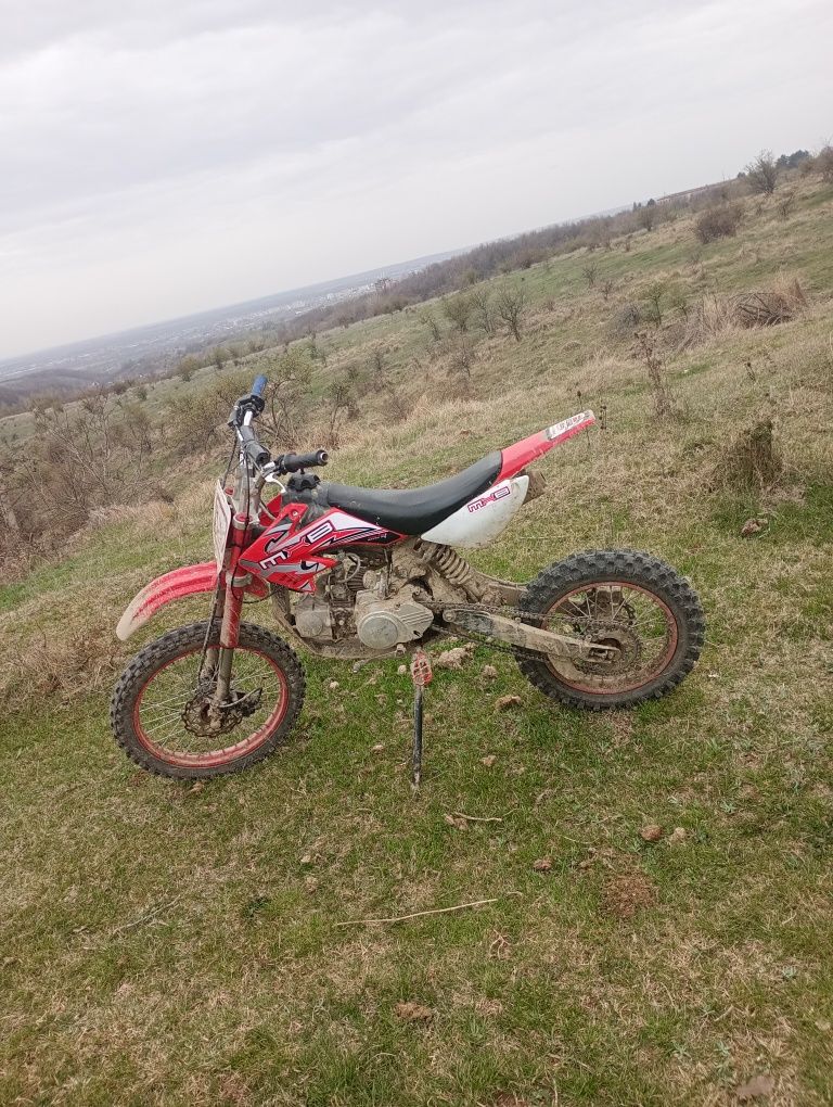 Vând Cros 125 cc