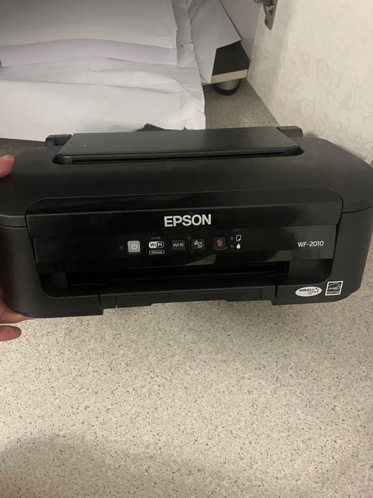 Продам принтер Epson workforce 2010