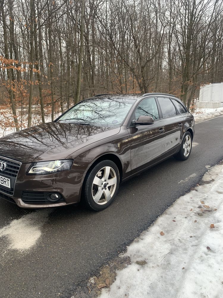 Vând Audi A4 B8 An 2011