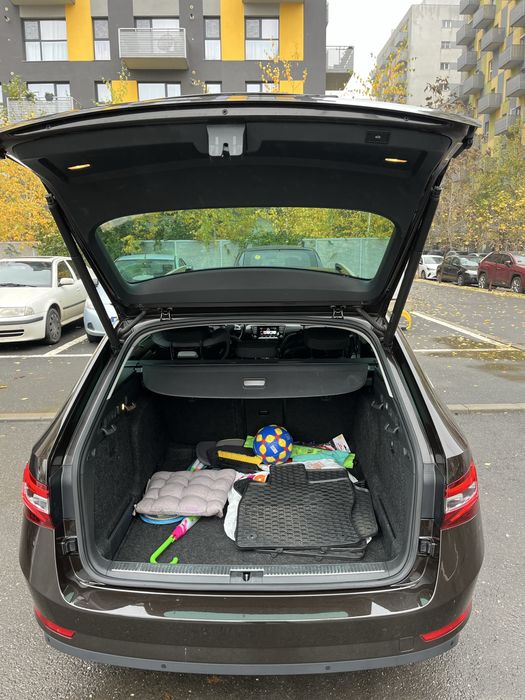 Skoda Superb 2.0 DSG 150 CP