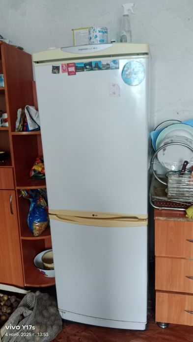 Продаётся холодильник